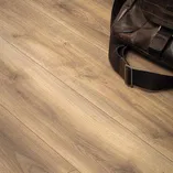 Tölgy Cordoba Noble K2242 AQ-NT - laminált padló 8 mm - 3