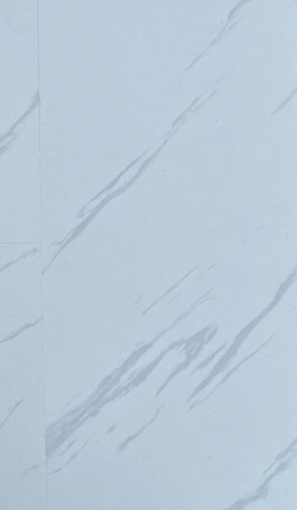 White Marble 87013-7B - klikkes SPC vinyl padló 5 mm