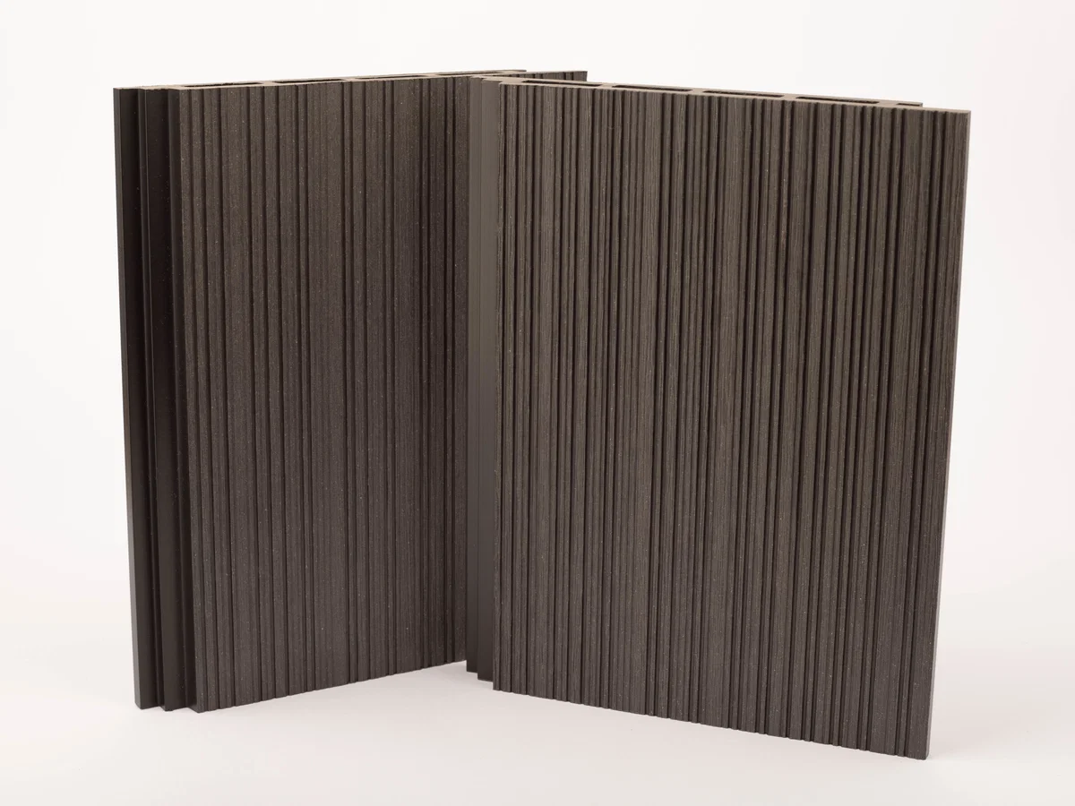 Sötétszürke - WPC falburkolat 18 mm